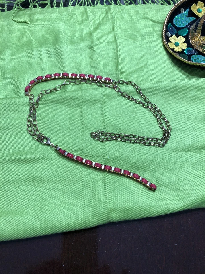 Cinturón, collar vintage unisex Foto 3 de 4