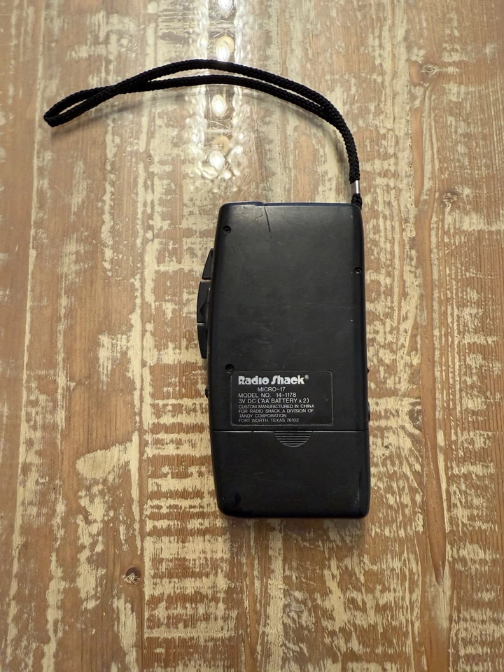 Radio Shack VOX Micro17 Micro-Cassette Cinta Grabadora de Voz 14-1178 con Cinta Probada Foto 2 de 4