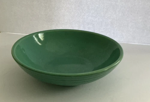 Bauer RingWare Bowl, Los Angeles, Jade Green, 9 1/4" diamter, 2 1/2" tall