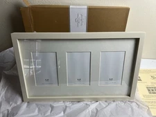 Pottery Barn White Wood Gallery Frame 18 X 11- Cadre, 3 4x6 Photos NEW