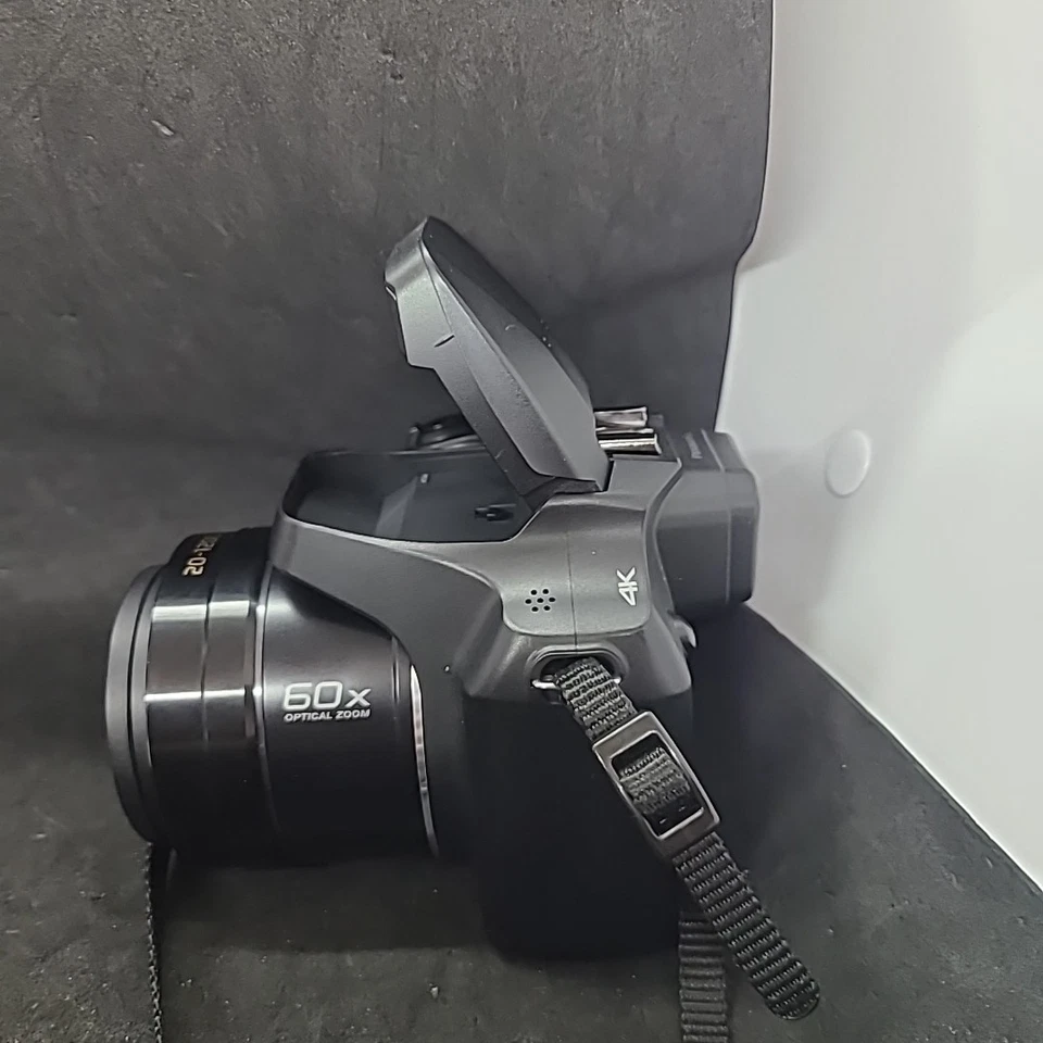 Cámara digital Panasonic LUMIX DC-FZ80 18,1 megapíxeles f/2,8-5,9 - sin cargador #3 Foto 3 de 4