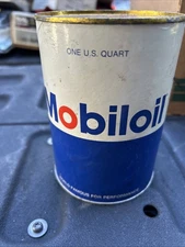 Vintage Mobiloil Outboard Super Motor Oil Cardboard Full Quart Can Mobil Pegasus