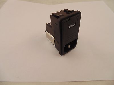 TE Connectivity Corcom 6EHL4CM F7469 EMI Filter 6A Power Entry Modul Stecker 14-3