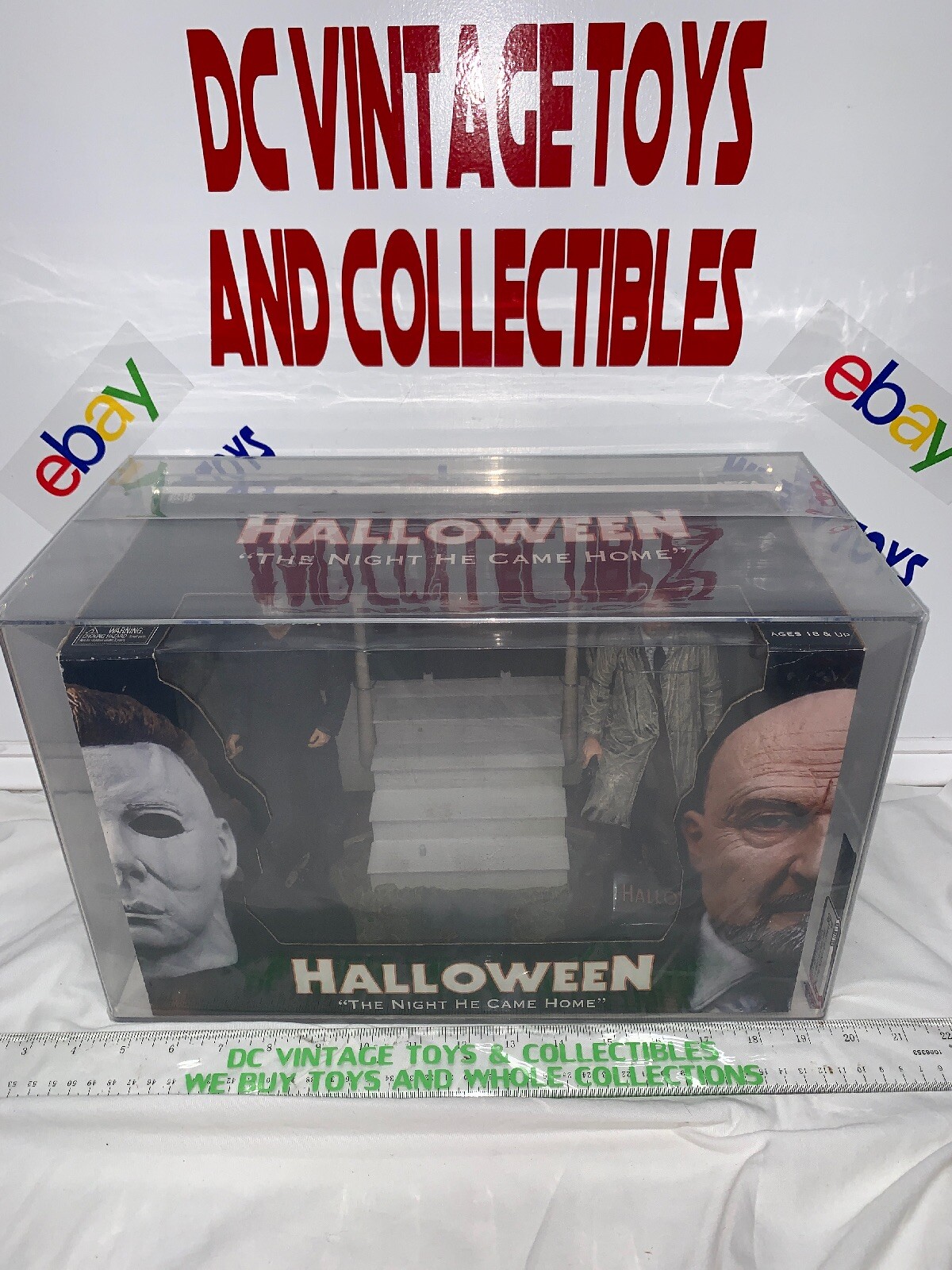 michael myers dr loomis figure