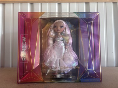 Rainbow High  Roxie Grand  Holiday Edition Doll