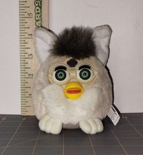 1999 Furby Buddies 70-700 Beige and White with Green Eyes