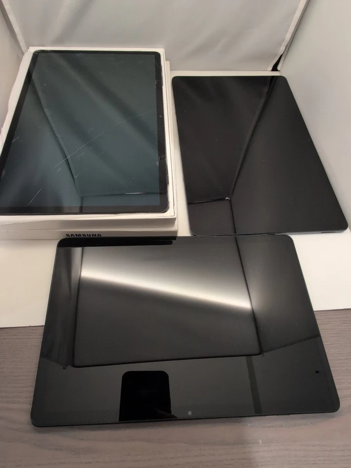 Samsung Tablets Lot Of 3 (Galaxy Tab 8+, A9, & S7 FE) FOR PARTS ONLY read desc. - Image 4 of 4