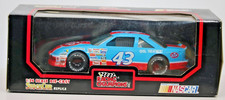 Racing Champions 43 Richard Petty 1:24 Diecast NASCAR Stock Car NIB