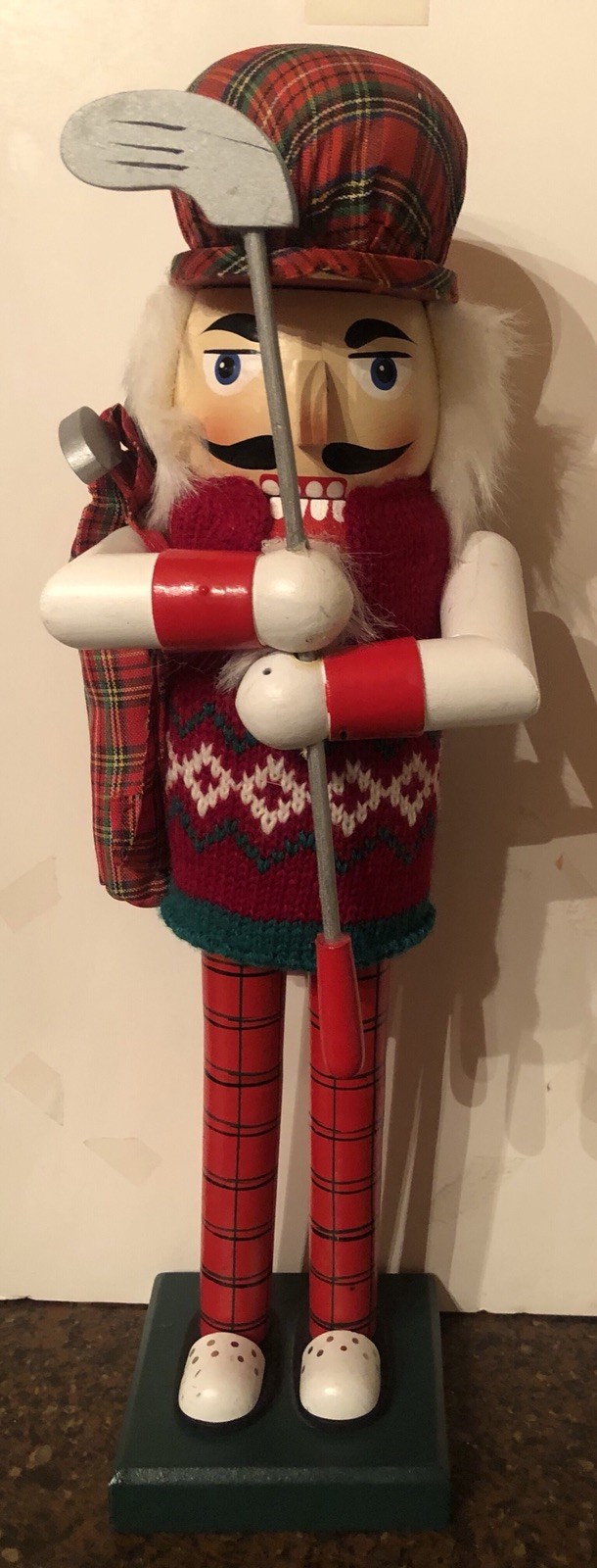 Nutcracker GOLFER Wooden Golf Clubs PLAID Outfit Hat 14” Christmas