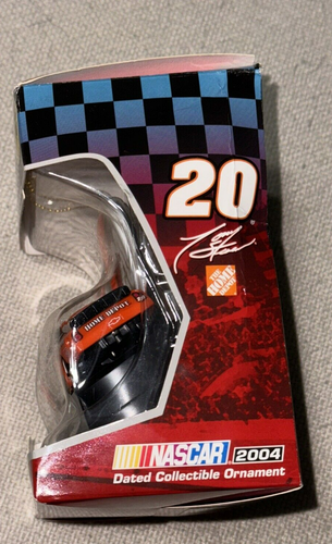 NASCAR Number 20 Tony Stewart 2004 Collectible Ornament NIB - Picture 2 of 7