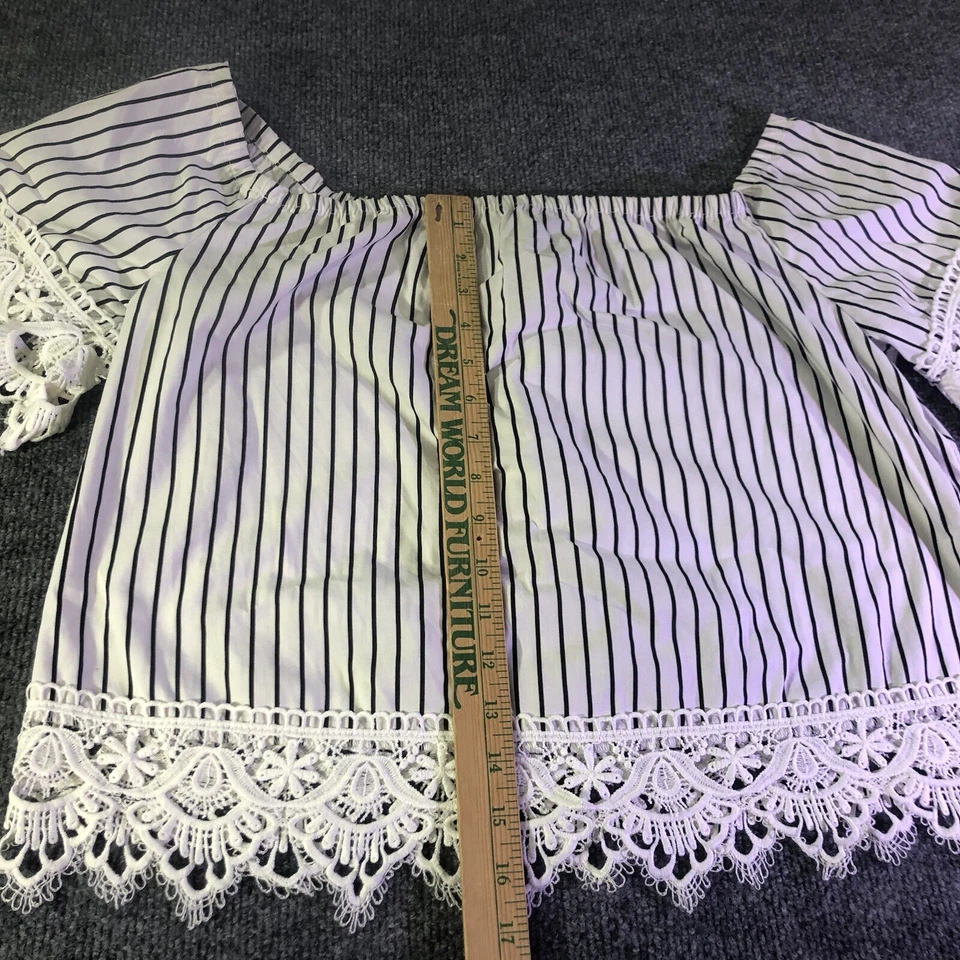 Top para mujer Ambiance blanco azul a rayas cuello cuadrado manga corta mediano Foto 3 de 4