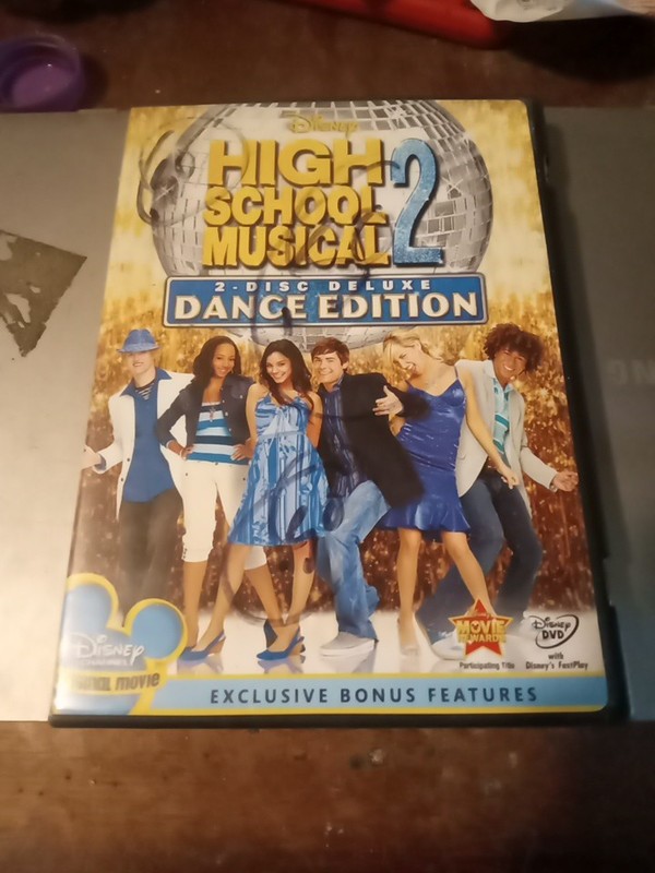 High School Musical 2 (DVD, 2008, 2-Disc Set, Deluxe Dance Edition)