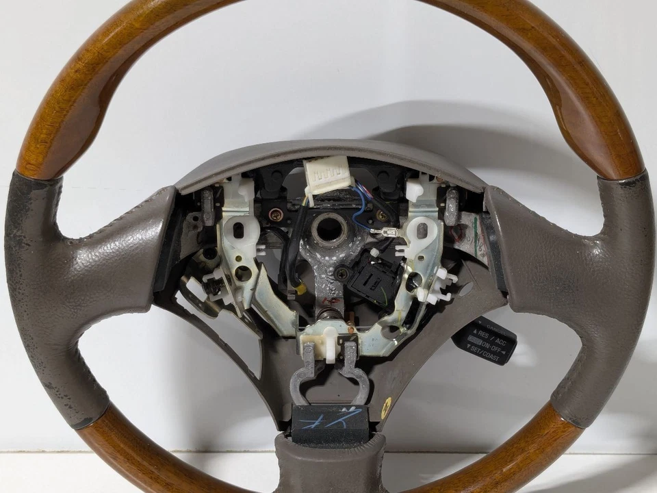 Lexus RX300 2003 cuero grano madera volante con interruptor de crucero Foto 3 de 4