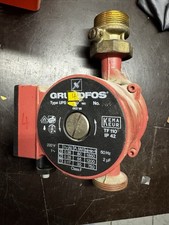 Grundfos UPS 25-40 180 Umwälzpumpe 230 V