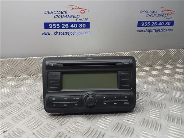 RADIO Skoda Fabia II (5J) Hatchback 5-drs 1.4 TDI 80 (BNV) 2008 5J0035161A - Imagen 2 de 4