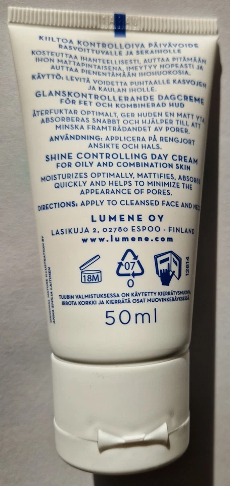 Lumene Klassikko Crema de Día Controladora de Brillo para Piel Grasa y Mixta 50 ml Foto 2 de 4