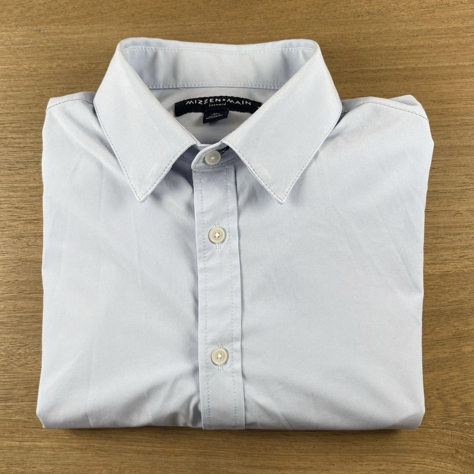 Mizzen + Main Button Up Shirt Solid Blue Men’s Medium M Trim Fit Performance