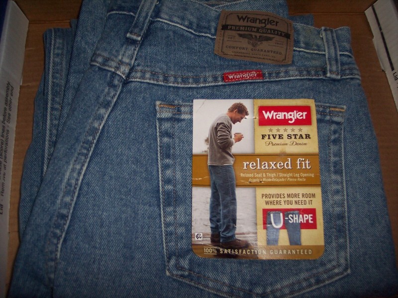 Wrangler Relaxed Fit Jeans for Men, Size 32X32 - Blue