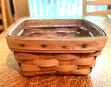 Longaberger  Vintage 1989 Small Berry Basket w/Protector