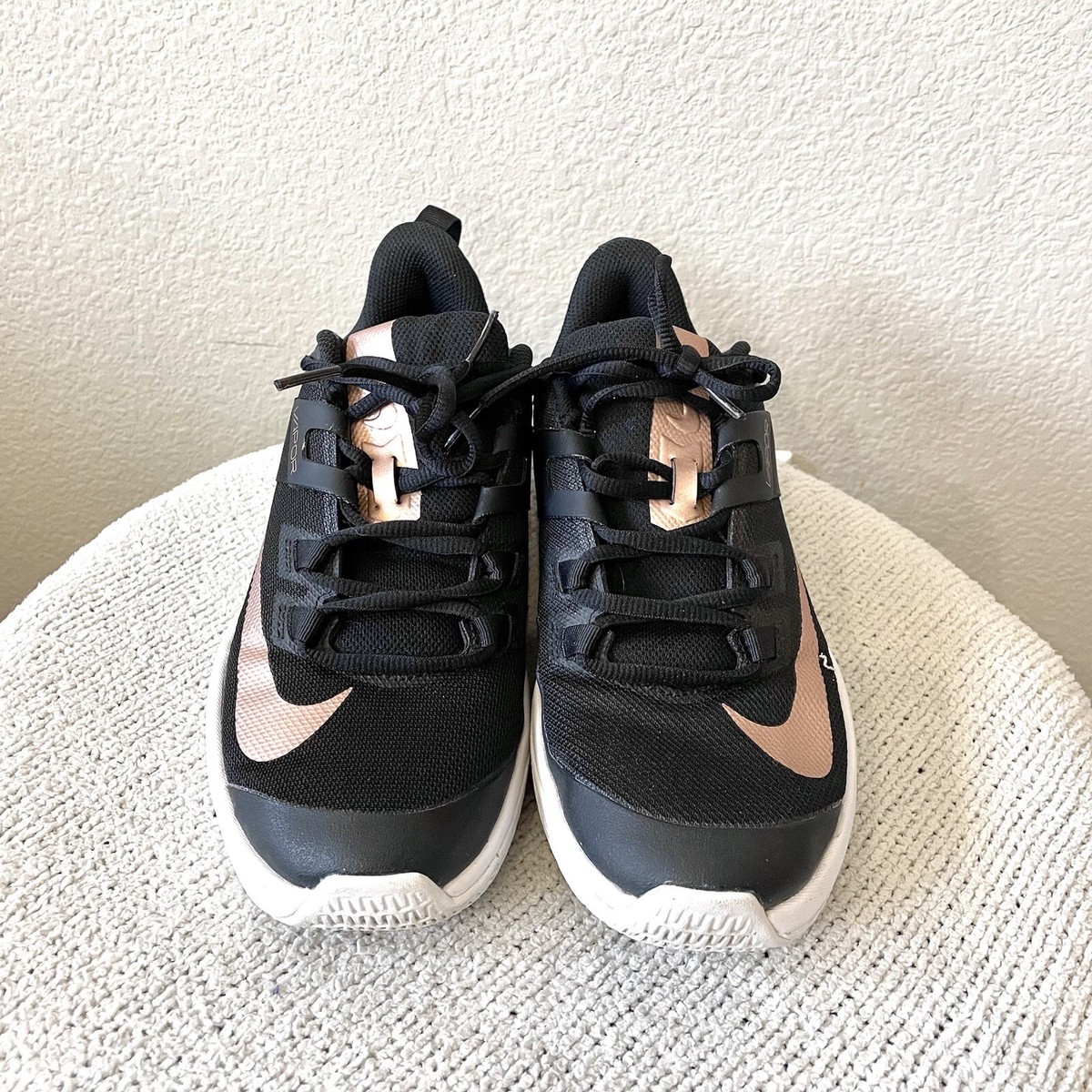 Nike Women's 9 Vapor Lite Hard Court Tennis Shoe DC3431-033 Nike Women's 9 Vapor Lite Hard Court Tennis Shoe DC3431-033