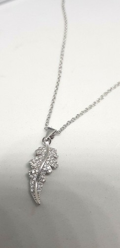 Collana Blukapri in Argento 925 rodiato Oro con pendente foglia . ♥️ - Foto 2 di 5