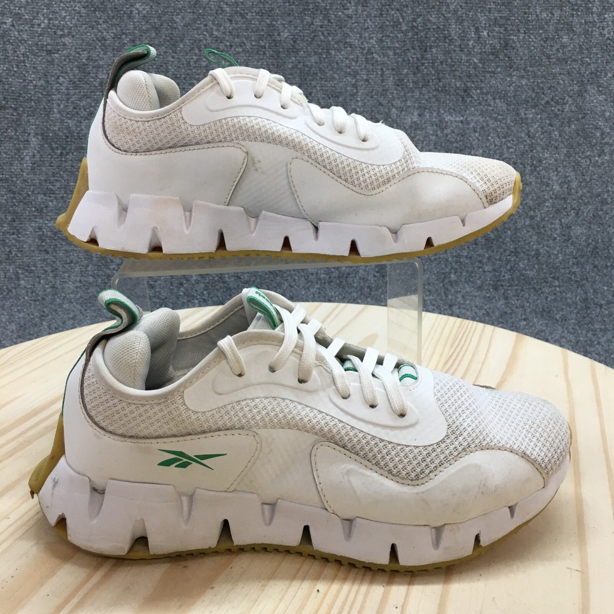 【１回だけ使用】Reebok 女性用スニーカー　25cm レディース スニーカー -Reebok 公式オンラインショップ