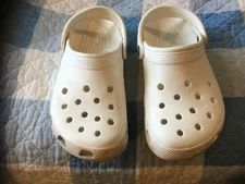 Crocs Classic Clog White SZ Women 8 Men 6 CAREFREE CASUAL COMFORT