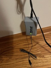 iRobot Roomba Fast Charger Power Supply Model 10556. Fits series 400 and others.