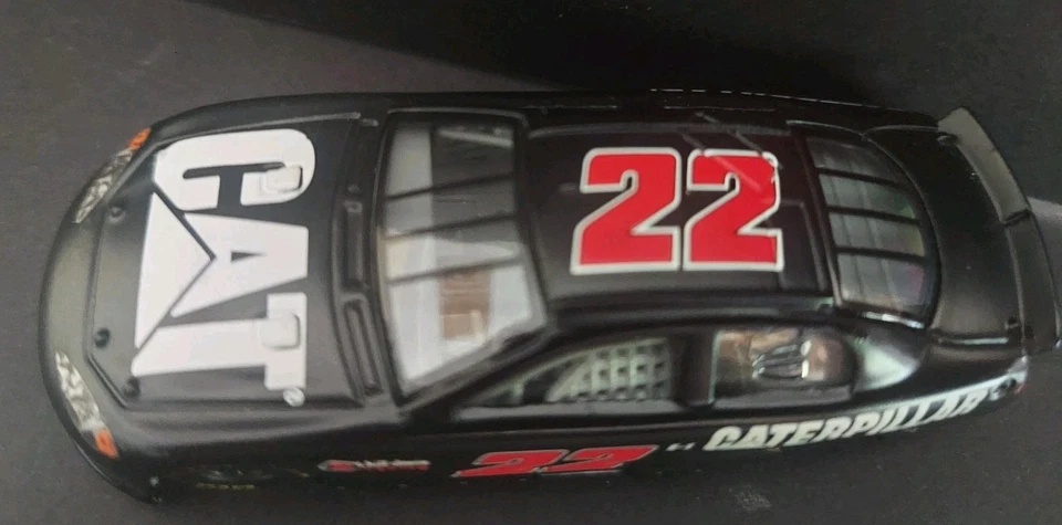 1 64 Nascar Diecast Ward Burton #22 Black Cat 2000 Raro Uno Campeón de Carreras Suelto Foto 2 de 4