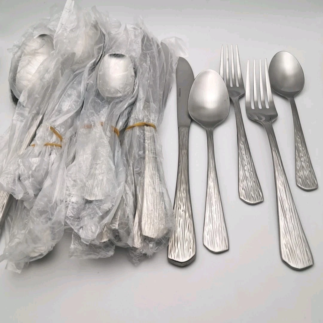 ONEIDA Tacoma Serves 7 Persons + Serving Set, 40 Piece Set Stainless Flatware