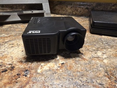 Pyle Home PRJG45 Multimedia Mini Projector