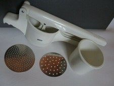 GEFU Kartoffelpresse mit zwei