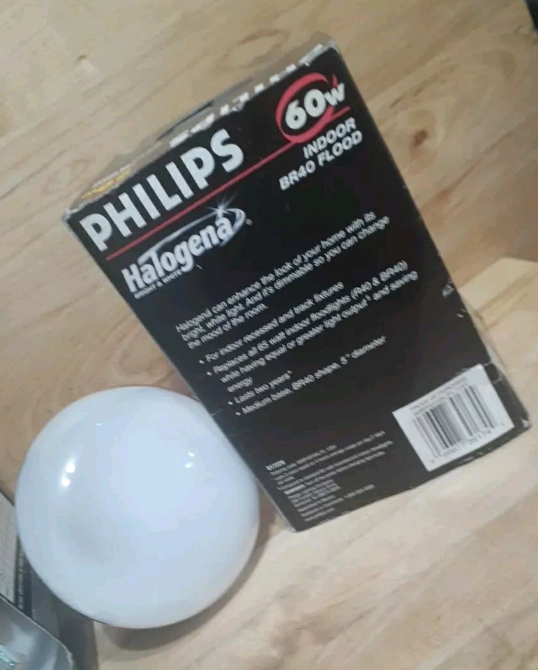 3 CT:Philips Indoor NOT LED BRITE & WHITE Floodlight 60W BR40 med. base 750 lum - Image 4 of 4