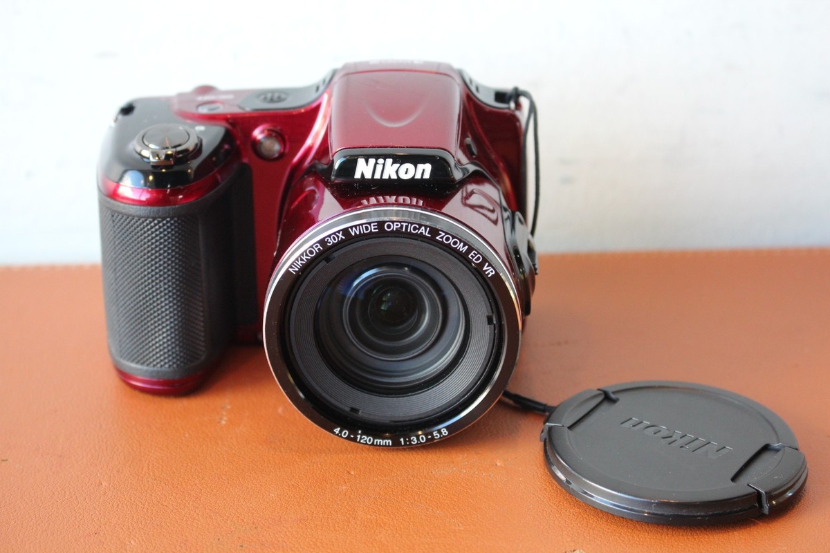 Nikon Coolpix L820 w/Nikkor 30X Wide Optical Zoom 16MP Point