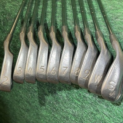 Ping Eye 2 - Pitching Wedge - Angle Droit (rouge) - Shaft ZZ-Lite Acier Stiff - 36 Pouces
