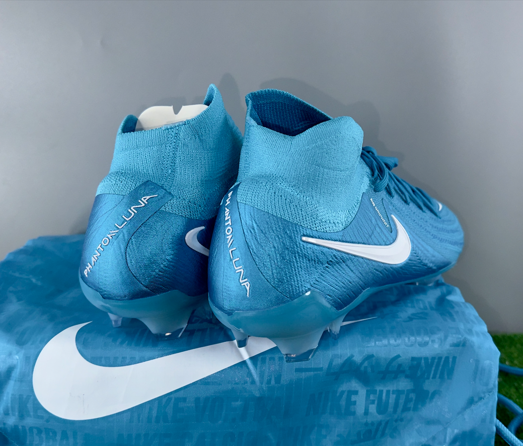 Nike Phantom Luna II Elite FG FJ2572-400 US9 UK8 Blue boots Cleats