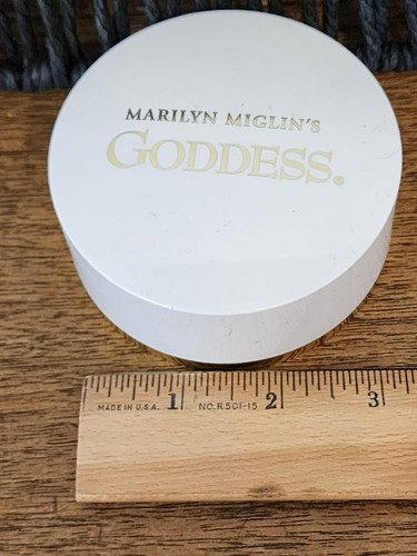 Vintage Marilyn Miglins Pearlescent Dusting Powder 1.0 Oz NEW SEALED WITHOUT BOX - Picture 5 of 5