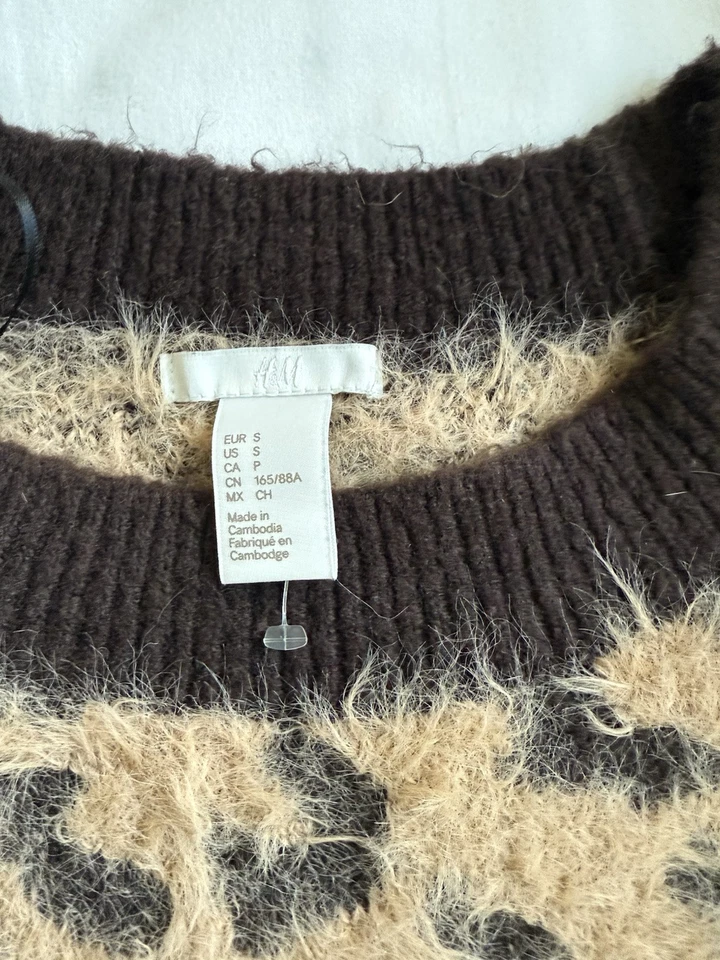 Suéter difuso estampado de leopardo H&M imitación animal piel Foto 3 de 4