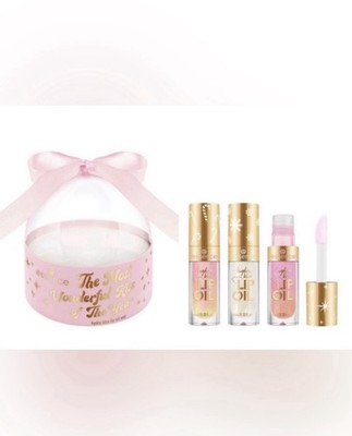 Essence The Most Wonderful Kiss Of The Year Hydra Kiss Lip Oil Set of 3