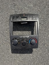 2003-2006 Hyundai Tiburon Ac Heater Climate Temperature Control With Bezel Trim 2003-2006 Hyundai Tiburon Ac Heater Climate Temperature Control With Bezel Trim
