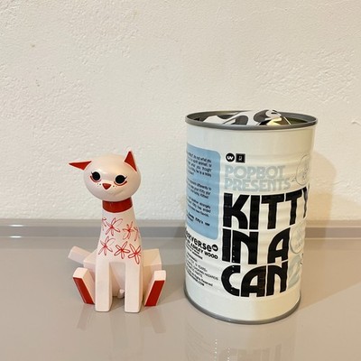 ASHLEY WOOD UNDERVERSE UV POPBOT KITTY IN A CAN SERIES 2 (10cm)