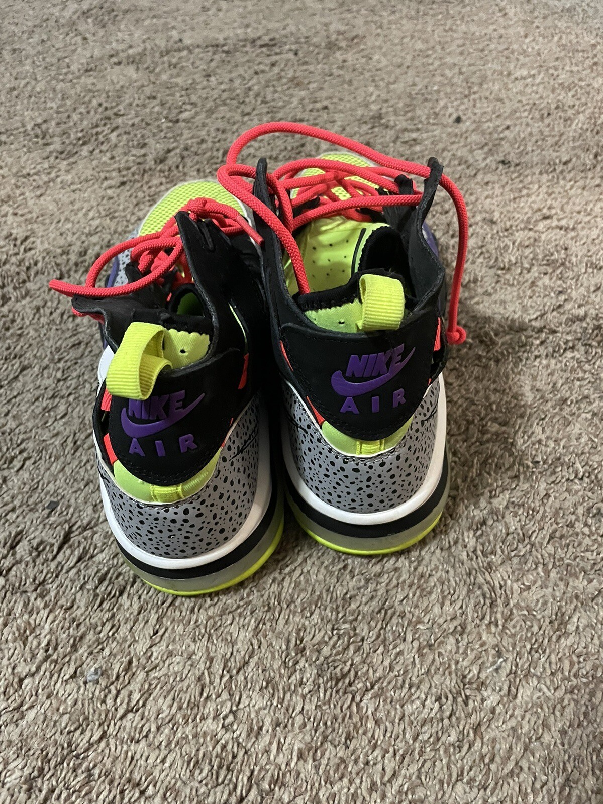 nike air max trainer 94 safari