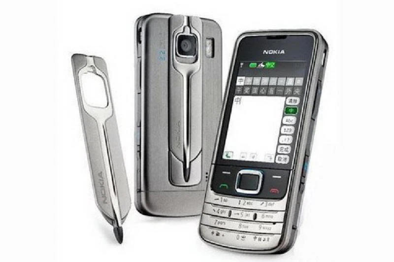 Nokia 6208C 2G GSM 900 1800 1900 Bluetooth Stereo FM radio Original Cellphone - Image 3 of 4