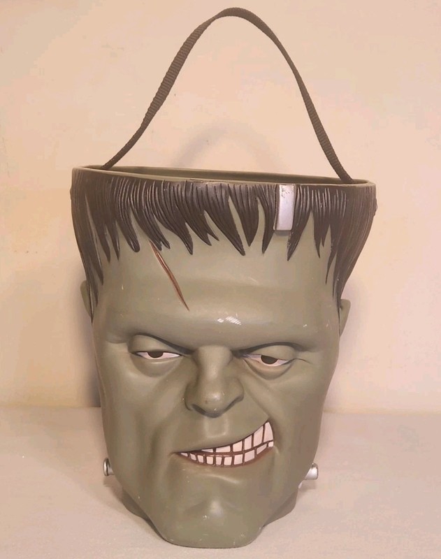VTG Universal Studios Monsters Frankenstein Trick Or Treat Bucket Sideshow 1999