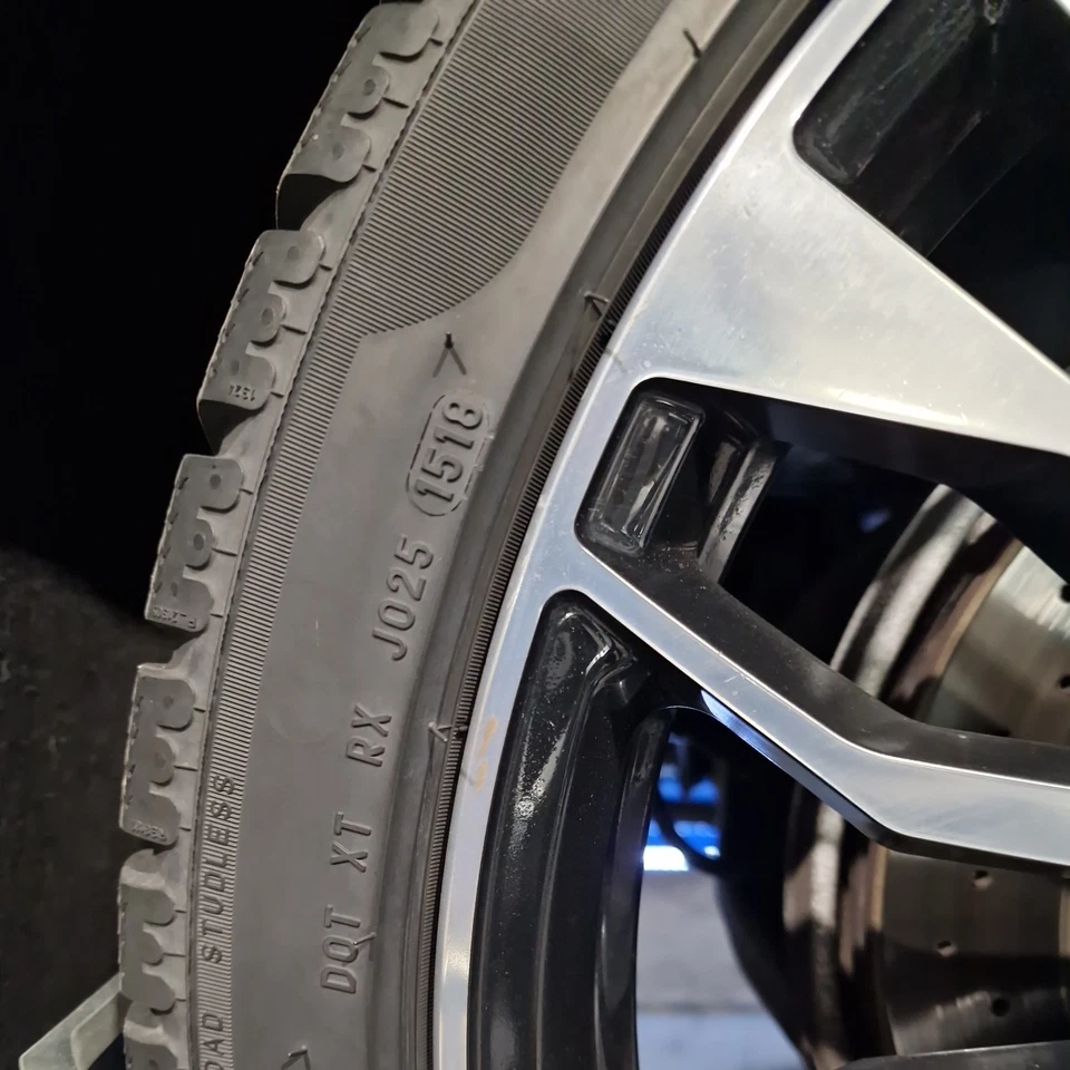 Audi A6 4g Competition Felgen Mit Winterreifen 255 35 20 - Bild 4 von 4