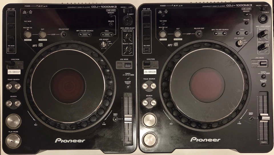 Pioneer CDJ 1000 Mk3 - 2 Stück + 2 Tasche - Bild 4 von 4