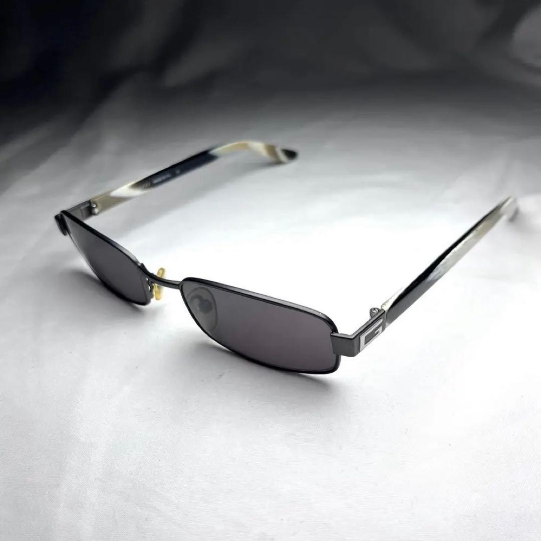 小物 GUCCI by Tom Ford Square G sunglasses Gucci Tom Ford 2000s Square G Logo Sunglasses, 51mm Lens, Used | eBay