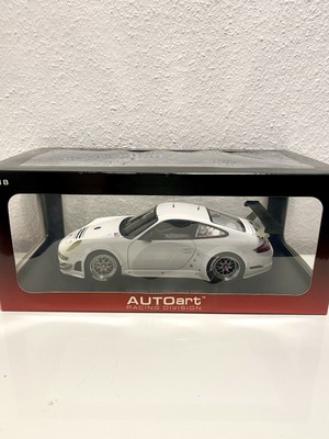 1:18 AUTOart Porsche 911 (997) GT3 RSR White Plain Body / Selten / Neuwertig  