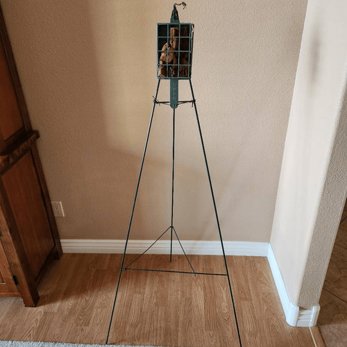 tripod green metal Oasis floral products wreath display stand