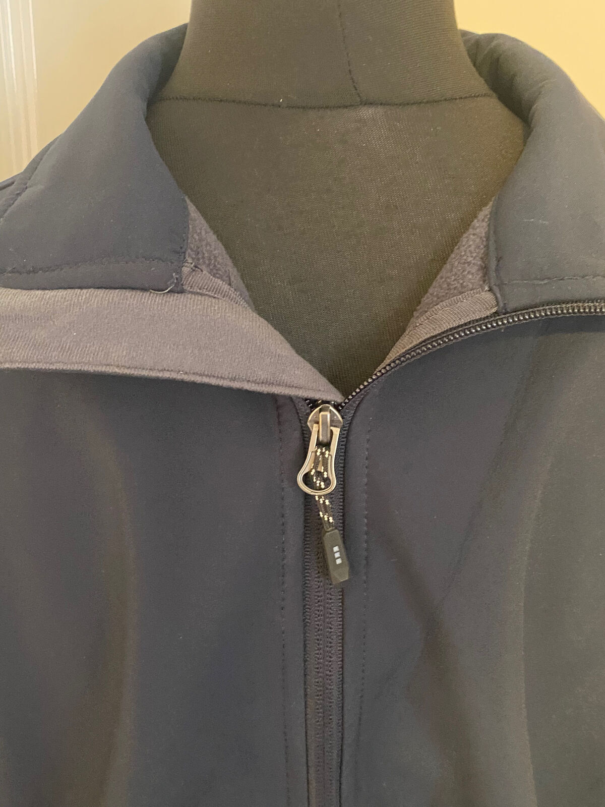 Elevate Men's Navy Softshell Jacket Medium Water … - image 2